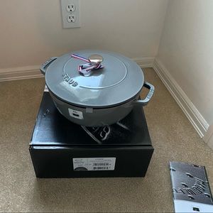 Staub New 24cm 3.75qt Grey